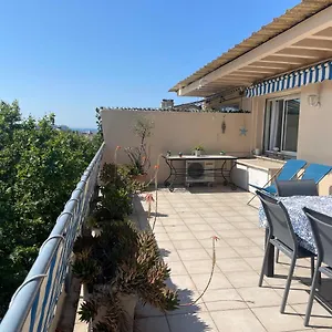 toit-terrasse-proche-plages-croisette-et-palais-des-festivals.fr-provencehotel.com/