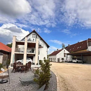 https://komfortable-ferienwohnung-in-idyllischer-lage.com-bavaria.com